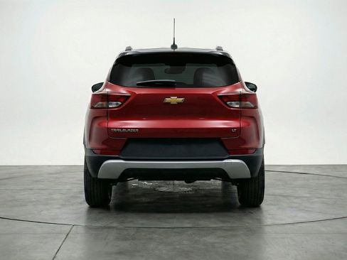 Used 2025 Chevrolet TrailBlazer LT FWD image 7