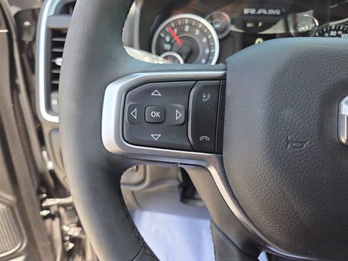 Used 2025 RAM 1500 Big Horn AWD/4WD image 32