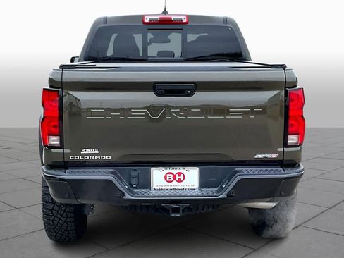 Used 2024 Chevrolet Colorado ZR2 w/ Technology Package image 5