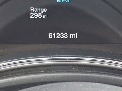 Used 2021 Jeep Grand Cherokee Laredo image 19