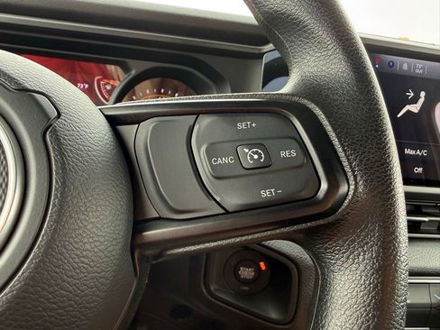 Used 2024 Jeep Wrangler Unlimited Sport AWD/4WD image 14