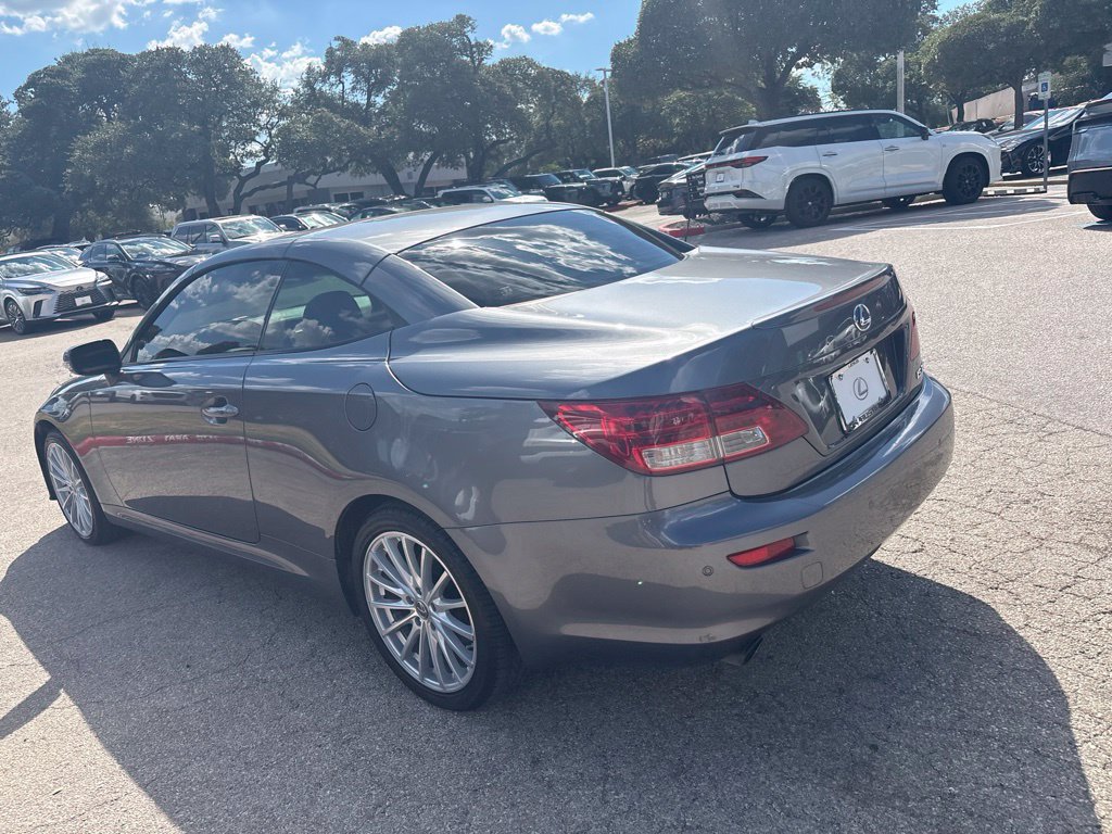 Used 2015 Lexus IS 250C w/ Luxury Package RWD image 3