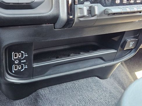 New 2026 RAM 3500 Tradesman AWD/4WD image 33
