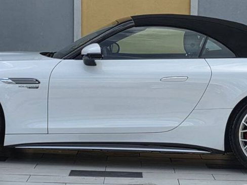 Used 2022 Mercedes-Benz SL 55 AMG 4MATIC image 6