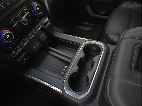 Used 2020 Chevrolet Silverado 2500 LTZ w/ LTZ Premium Package image 21