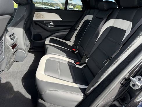 New 2026 Mercedes-Benz GLE 63 AMG S image 29