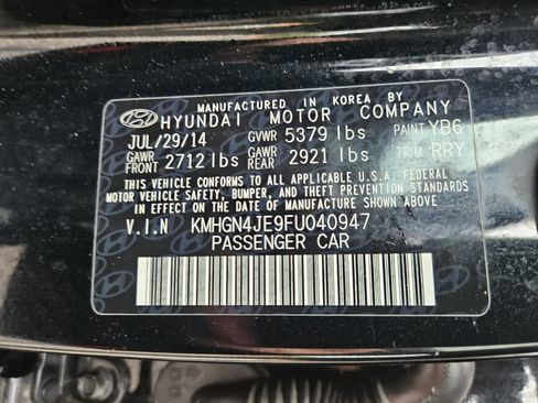 Used 2015 Hyundai Genesis 3.8 w/ Option Group 04 RWD image 31