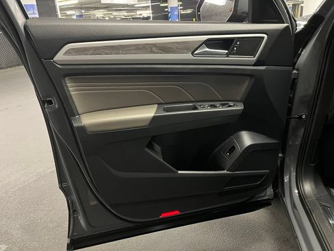 Used 2023 Volkswagen Atlas Cross Sport SE w/ Panoramic Sunroof Package AWD/4WD image 20