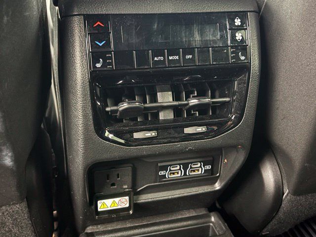 Used 2024 Jeep Grand Cherokee L Overland AWD/4WD image 14
