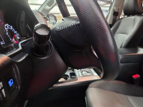 Used 2022 Toyota 4Runner SR5 Premium image 35