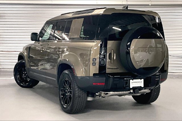 Certified 2026 Land Rover Defender 110 S AWD/4WD image 10