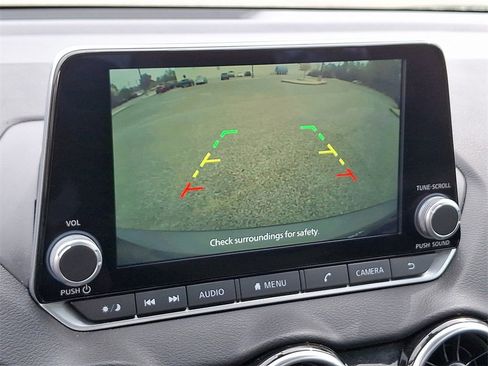 Used 2024 Nissan Sentra SV image 4