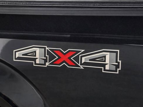 Used 2018 Ford F150 Lariat image 12