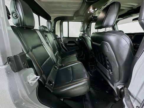 Used 2022 Jeep Gladiator Mojave w/ LED Lighting Group AWD/4WD image 32