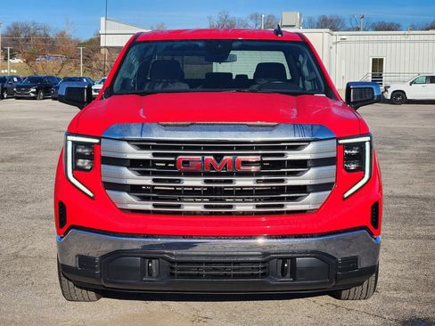 Used 2024 GMC Sierra 1500 SLE image 2