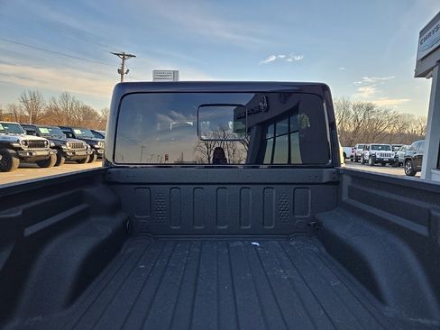 New 2026 Jeep Gladiator Sport image 27