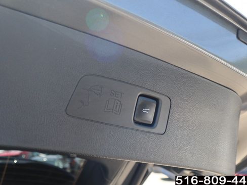 Used 2022 Lincoln Corsair AWD w/ Premium Package image 30