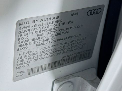New 2025 Audi Q5 Premium Plus image 32
