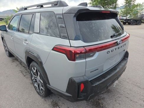 Used 2026 Subaru Outback Touring XT w/ Touring Package AWD/4WD image 5