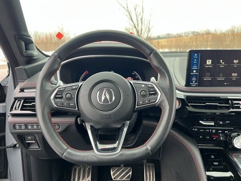 Used 2025 Acura MDX A-Spec image 32