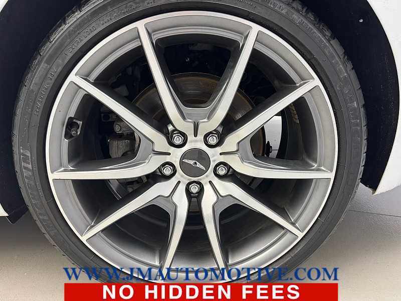 Used 2023 Genesis G70 2.0T AWD/4WD image 9