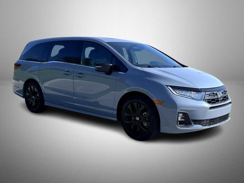 Used 2025 Honda Odyssey Sport-L image 3