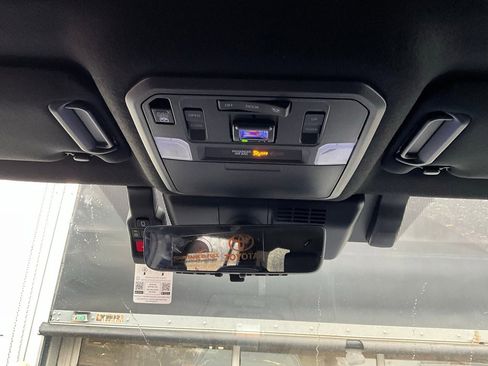 New 2025 Toyota 4Runner 4WD image 19