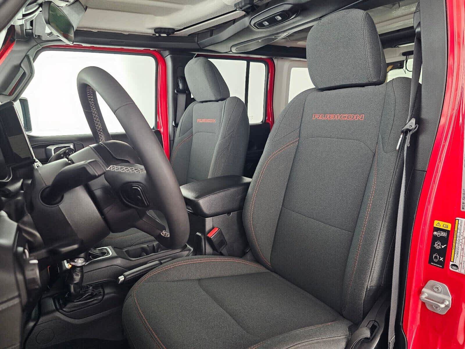 Used 2025 Jeep Wrangler Unlimited Rubicon AWD/4WD image 21