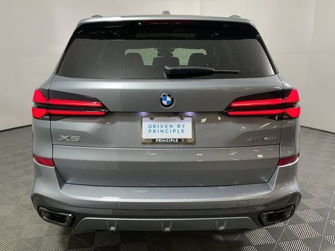 New 2026 BMW X5 xDrive40i w/ M Sport Package image 7