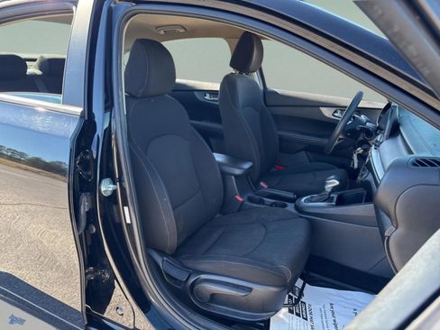 Used 2021 Kia Forte LXS image 30