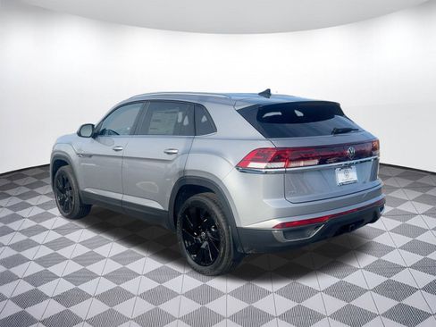 New 2026 Volkswagen Atlas Cross Sport SE AWD/4WD image 3