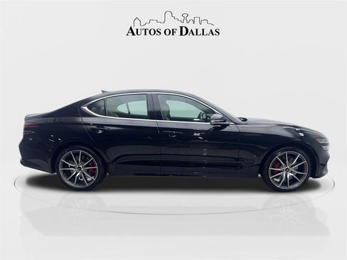 Used 2025 Genesis G70 2.5T image 10