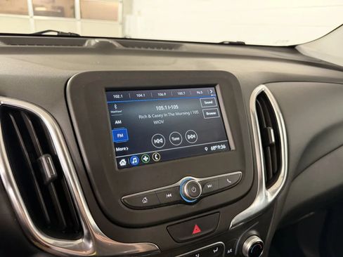 Used 2019 Chevrolet Equinox LT FWD image 20