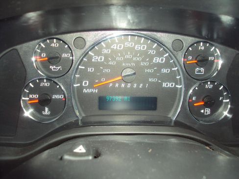 Used 2012 Chevrolet Express 1500 AWD image 18