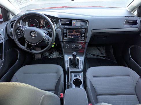 Used 2019 Volkswagen Golf S w/ Driver Assistance Package image 24