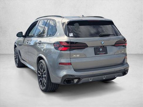 New 2026 BMW X5 sDrive40i w/ M Sport Package image 8