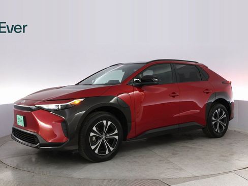 Used 2024 Toyota bZ4X XLE image 15