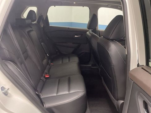 Used 2023 Nissan Rogue SL w/ SL Premium Package image 32