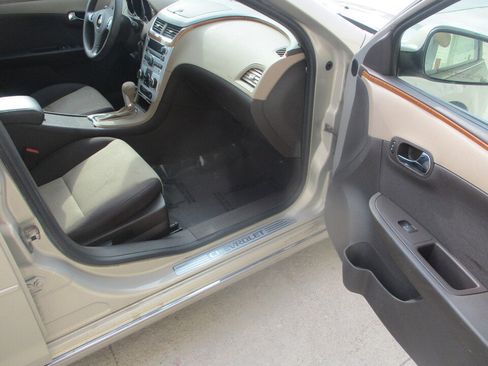 Used 2011 Chevrolet Malibu LT w/ Power Convenience Package FWD image 21