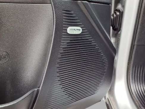 Used 2023 Dodge Challenger SXT w/ Blacktop Package image 18