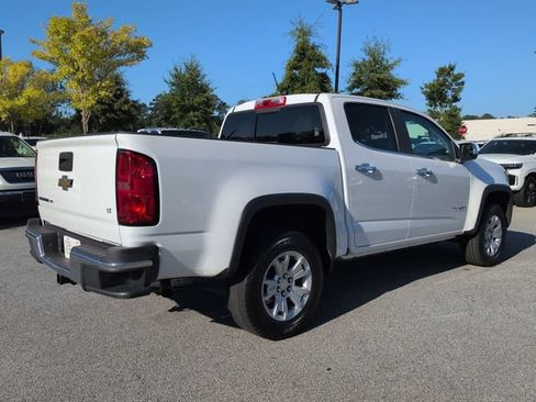 Used 2017 Chevrolet Colorado LT w/ Luxury Package, Chrome RWD image 4