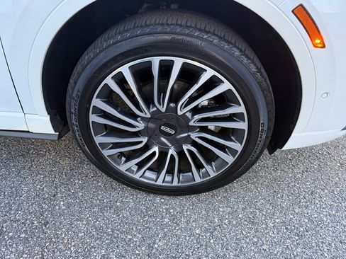 Used 2022 Lincoln Corsair Reserve w/ Equipment Group 201A image 28