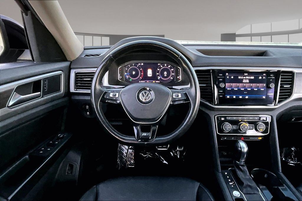Used 2019 Volkswagen Atlas SEL R-Line FWD image 8