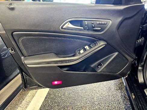 Used 2016 Mercedes-Benz CLA 250 image 23