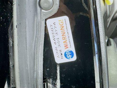 Used 2023 Jeep Wrangler Unlimited w/ Cold Weather Group image 40