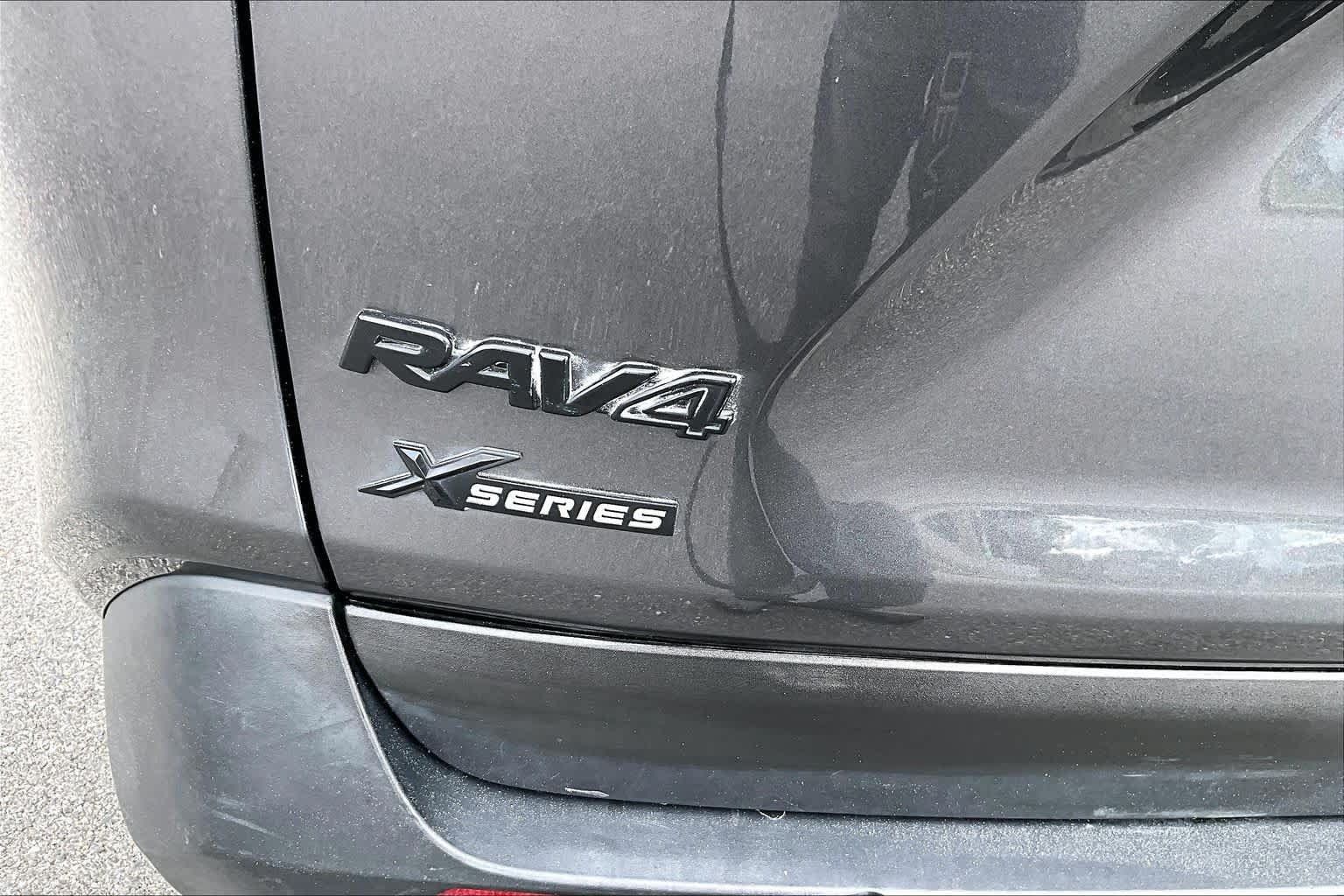 Used 2023 Toyota RAV4 LE FWD image 30