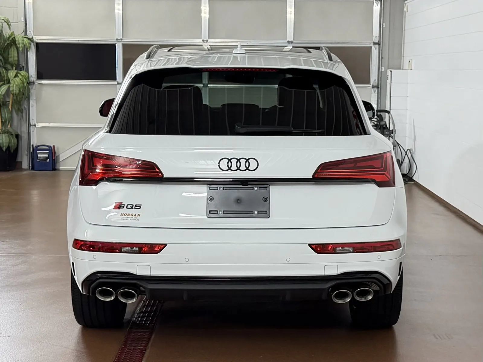 Used 2023 Audi SQ5 Premium Plus w/ Premium Plus Package AWD/4WD image 4