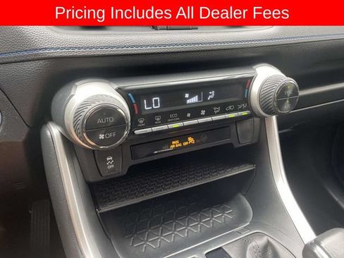 Used 2023 Toyota RAV4 SE AWD/4WD image 32