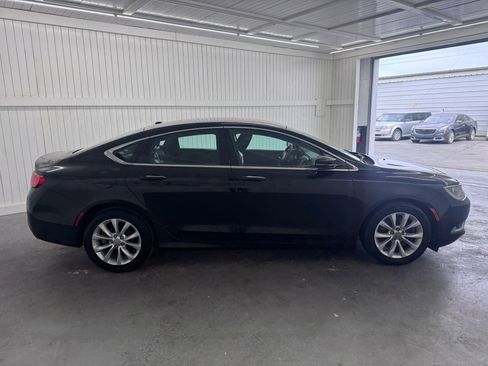 Used 2015 Chrysler 200 C image 4