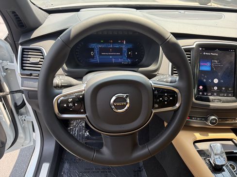 Certified 2024 Volvo XC90 B6 Ultimate AWD/4WD image 18